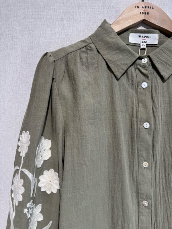 Blouse Louise kaki_41Bis mode femme raffinée et tendance