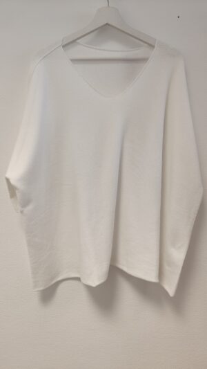 Pull blanc Ugo_41Bis mode curvy colorée et fun