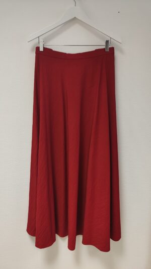 Jupe Sélène rouge_41Bis mode femme curvy Luna Bloom